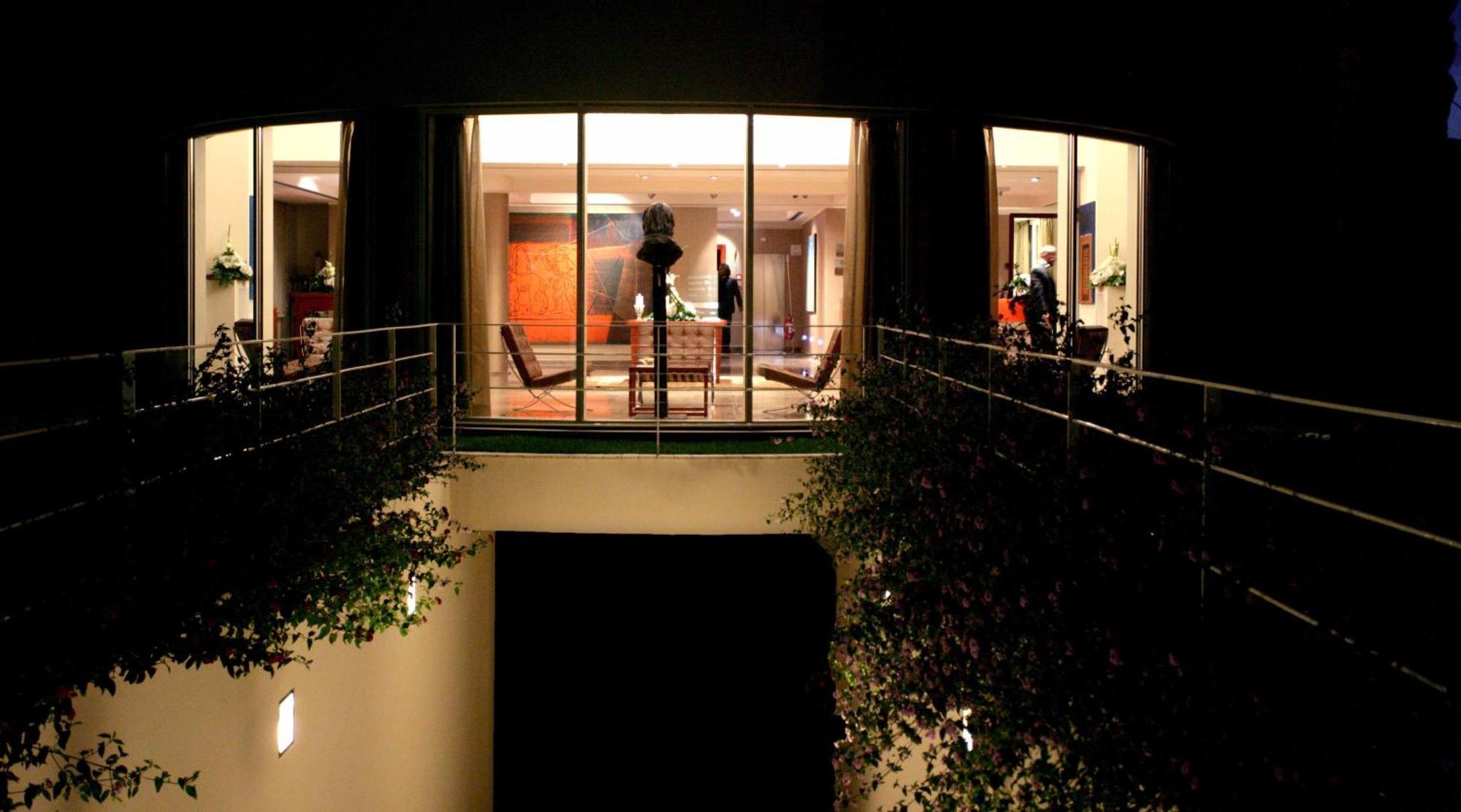 Hotel Palazzo Giordano Bruno Nola Esterno foto