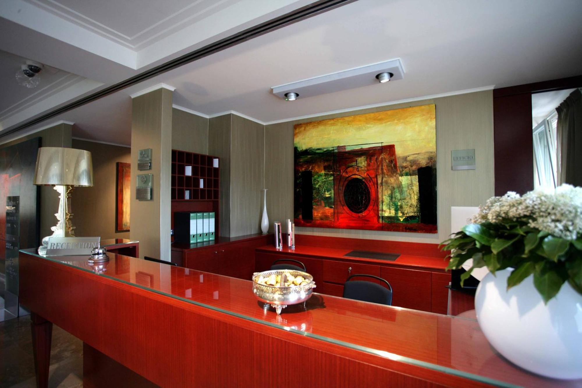 Hotel Palazzo Giordano Bruno Nola Esterno foto